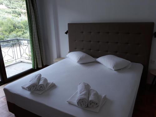 Petradaki Apartments
