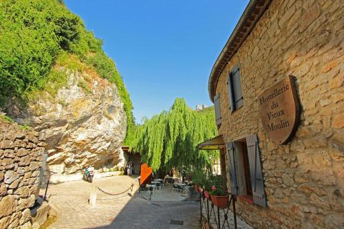 Hostellerie du Vieux Moulin