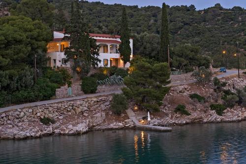 Unique Villa on the Island of Poros