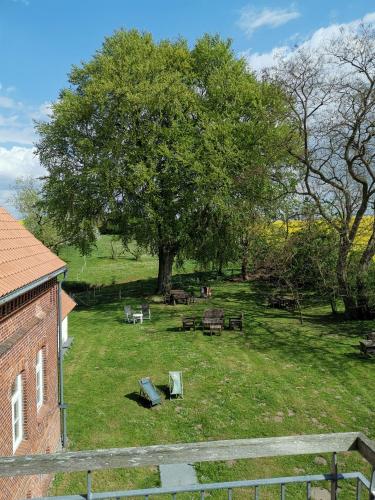 Gutshaus Thorstorf FeWo Travemunde 9.7km von Upahl entfernt