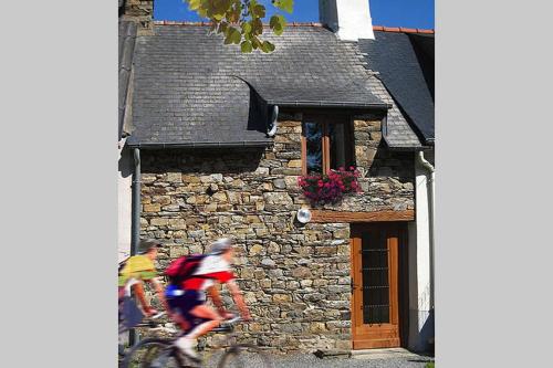 La Maison Orange cottage Réminiac
