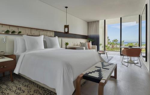 Four Seasons Resort Los Cabos