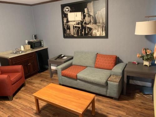 Super 8 by Wyndham Sturbridge Super 8 by Wyndham Sturbridge