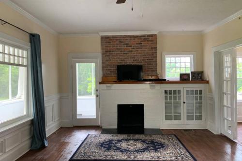 Renovated 1928 bungalow on a former asylum campus