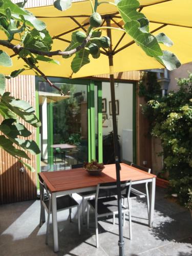 Quiet apartment in Antwerp near parc - B&B InterMezzo - business & leisure, Amberes (foto 8)
