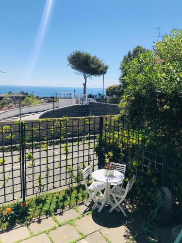  Mare Mio, Pension in Acireale