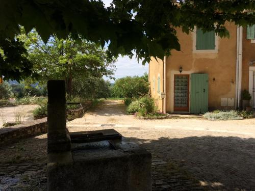 maison provençale gîte à louer Gargas