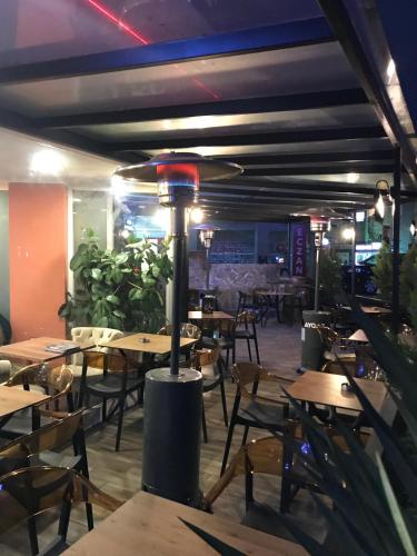 夜店