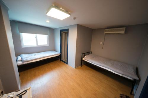 Beewon Guesthouse, Сеул (фото 5)