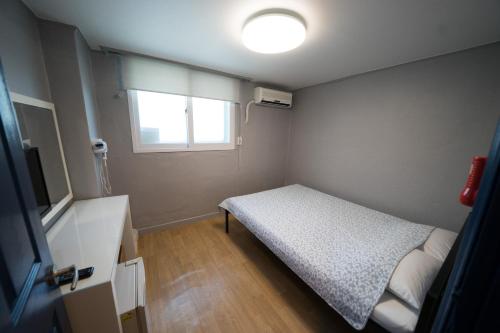 Beewon Guesthouse, Сеул (фото 9)