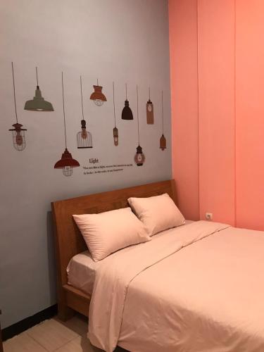Deluxe Double Room (2 Adults + 1 Child) image 3