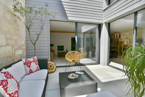 館内設備, シャンブル ア ボルドー (Chambres a Bord O) in ラ バスティッド