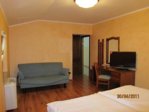 Arkade turizem in Crnice