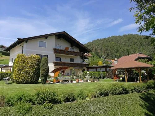 Ferienwohnungen Oranhof in Velden am Wörthersee, Österreich