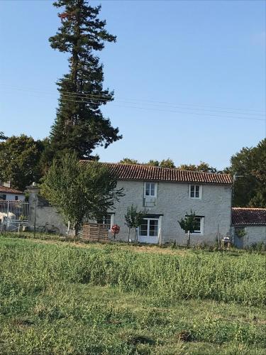 le Logis du Plessis - Chambre d'hôtes - Chaniers