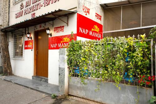 Nap Manor Hostels