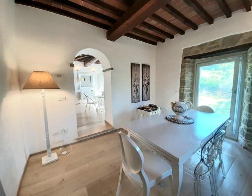 Villa Galearpe with private pool in Tuscany in Talla