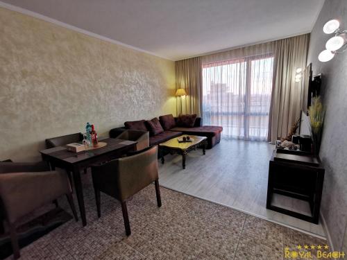 ROYAL BEACH HOTEL apartment - image 11