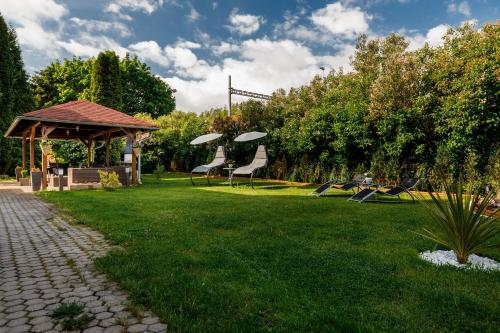 Sherwood Hotel Vojkovice nad Ohří - image 7