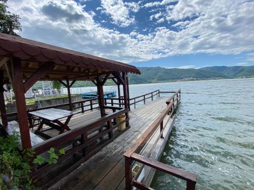 . Casa Alexandreea