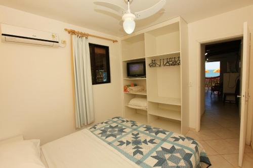 One-Bedroom Apartment image 9