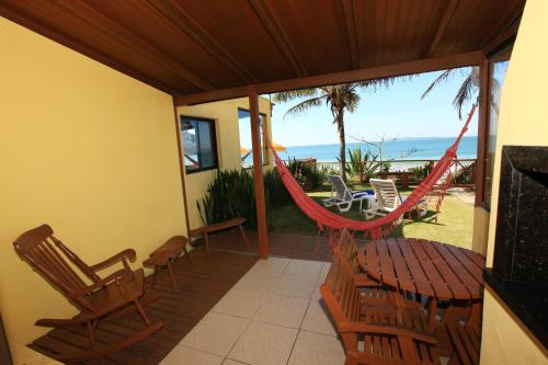 Three-Bedroom Apartment room in Pousada Hibisco