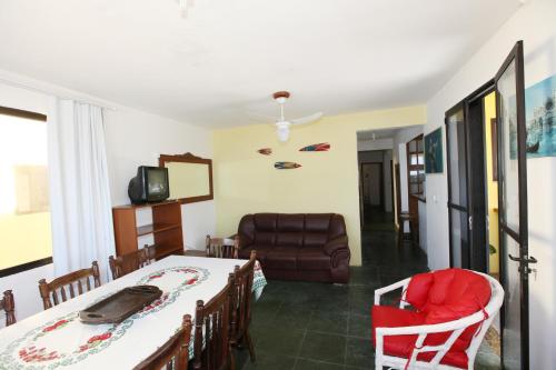 Three-Bedroom Apartment image 3