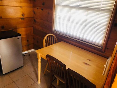 Mountain View Cabins - main image