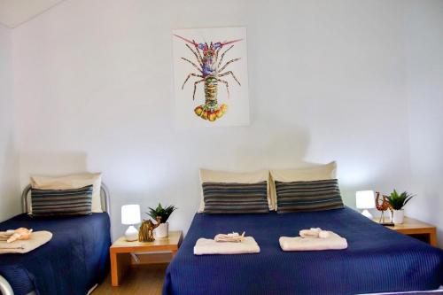 Twin room, shared bathroom