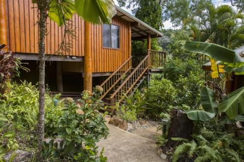 Milkwood Lodge Milkwood Lodge is perfectly located for both business and leisure guests in Cooktown. The property features a wide range of facilities to make your stay a pleasant experience. Service-minded staff wil