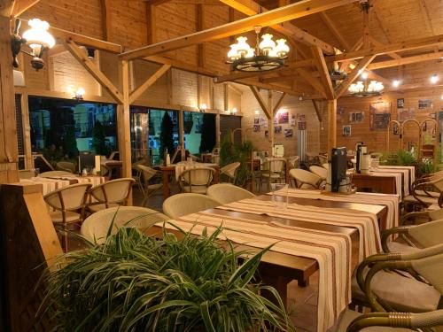 Restaurant, Hotel Pinguin in Eforie Nord