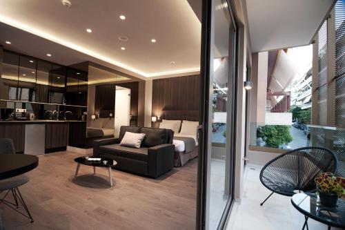 Athens Platinum Rooms and Suites in Zografou