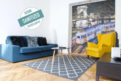  Creative Apartment - Chain Bridge Location in Budapest