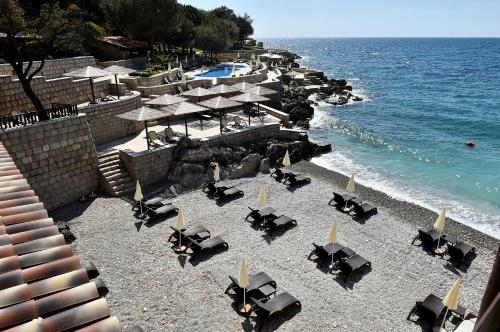 Beach, Radisson Resort Ruza Vjetrova in Bar