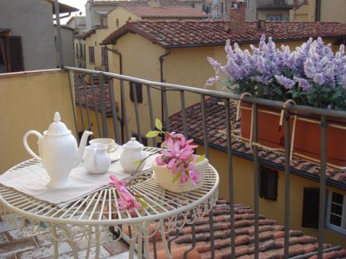 White Home - image 9