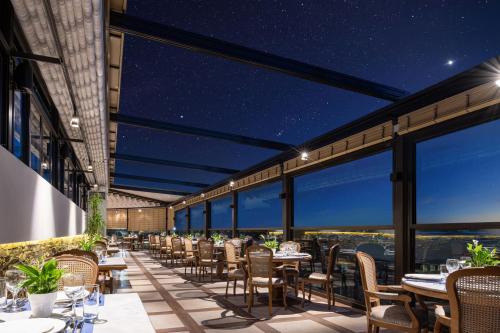 Ristorante, Anthemus Sea Beach Hotel and Spa in Calcidica