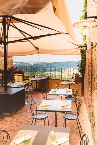 Osteria Del Borgo B&B - image 2
