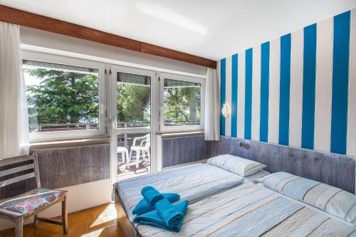 Double or Twin Room with Balcony and Sea View