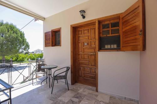 AK VILLAGE ROOMS 5