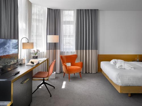 room detail thumbnail 0