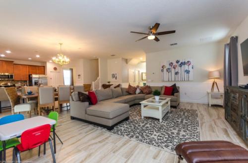 Welcome to the Magic of Ocean Breeze in Davenport, USA