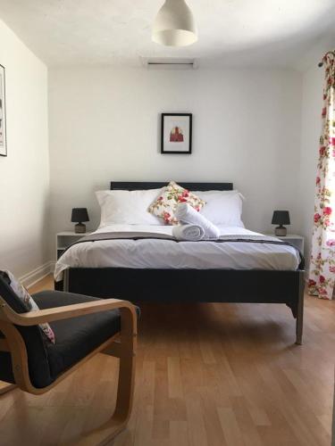 A Modern 4 Bedroom House Near Cardiff City Centre, Cardiff, South Wales