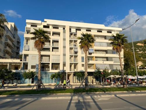 Modern Apartment in Lungomare, Vlore