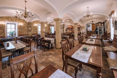 Hotel Svatojánský Dvůr, Prague (photo 4)