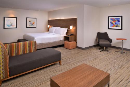 Holiday Inn Express Walnut Creek, an IHG Hotel