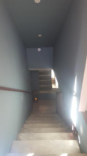 Room with a vue - image 4