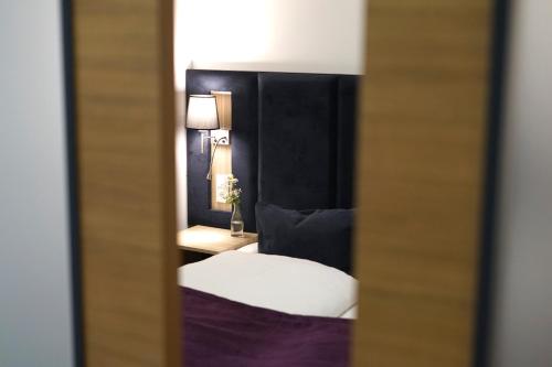 2 twin beds, 1 sofa bed