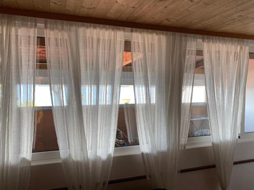  Blue Wave Apartments in Turanj