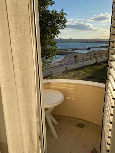  Blue Wave Apartments in Turanj