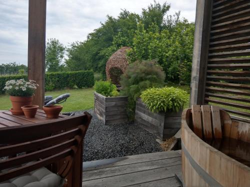 2 bedrooms, 2 beds
